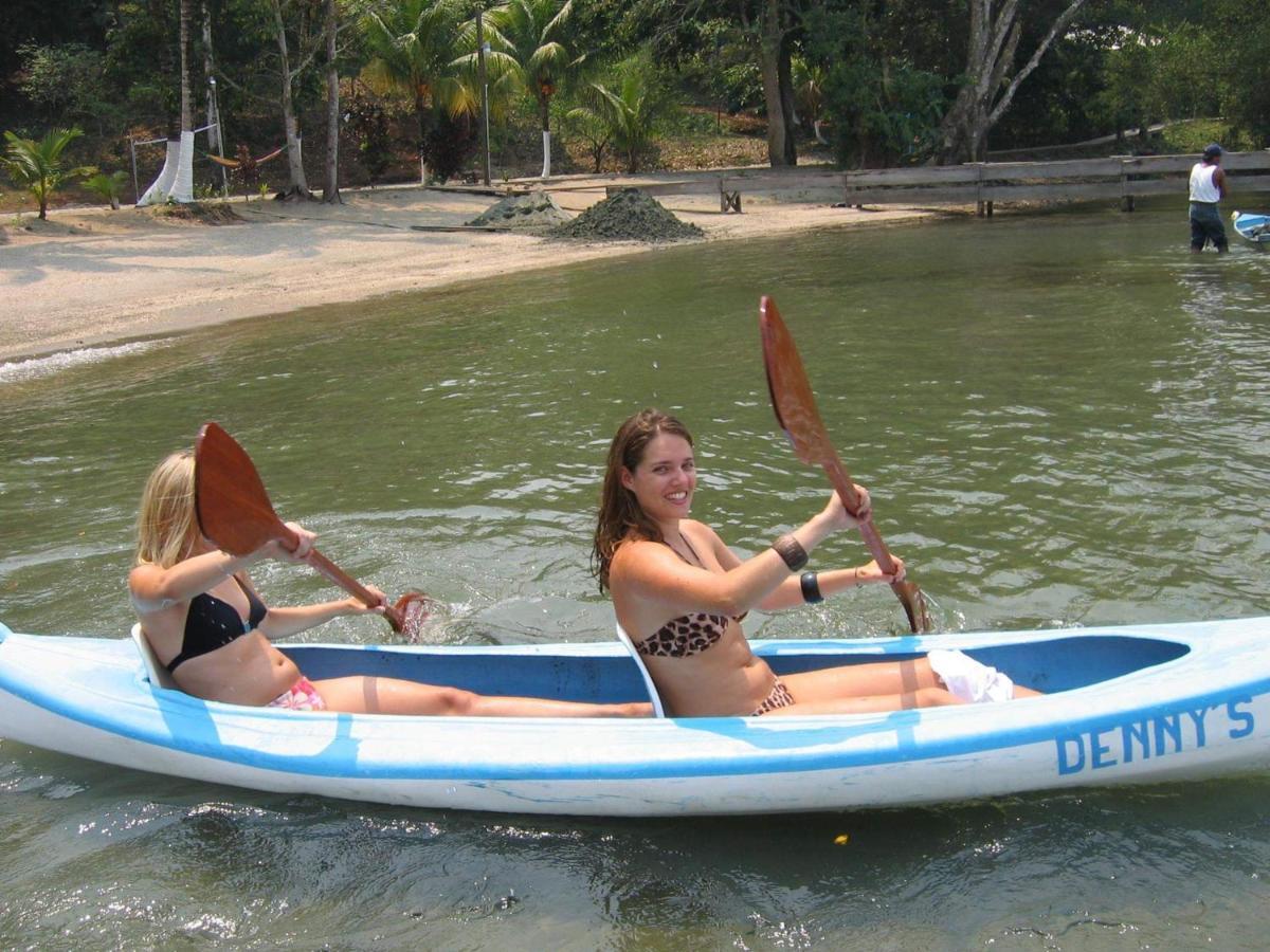 Denny'S Beach Resort Hotel Mariscos Esterno foto