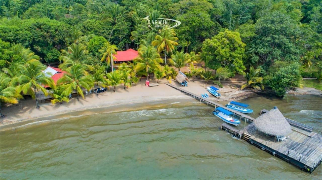 Denny'S Beach Resort Hotel Mariscos Esterno foto